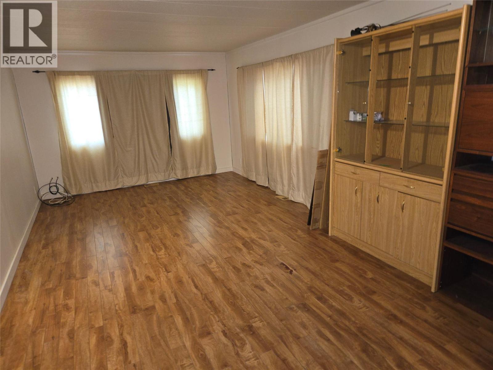 2633 5th Street, Olalla, British Columbia  V0X 1N6 - Photo 9 - 10397360
