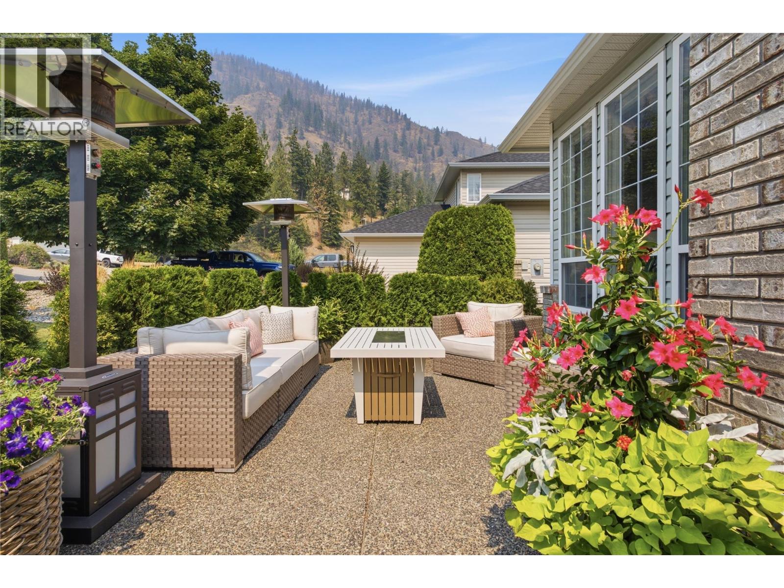 2142 Shannon Woods Way, West Kelowna, British Columbia  V4T 2R5 - Photo 4 - 10396962