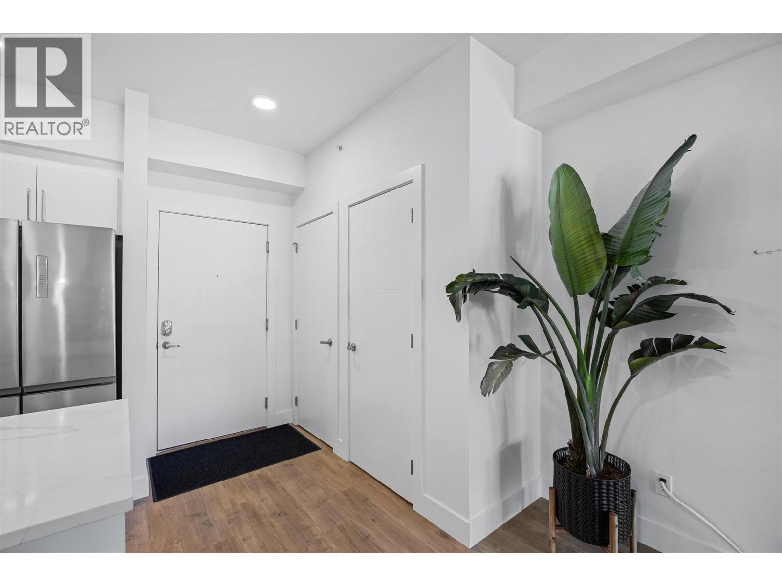 2046 Robson Place Unit# 314, Kamloops, British Columbia  V2E 0A5 - Photo 4 - 10397415