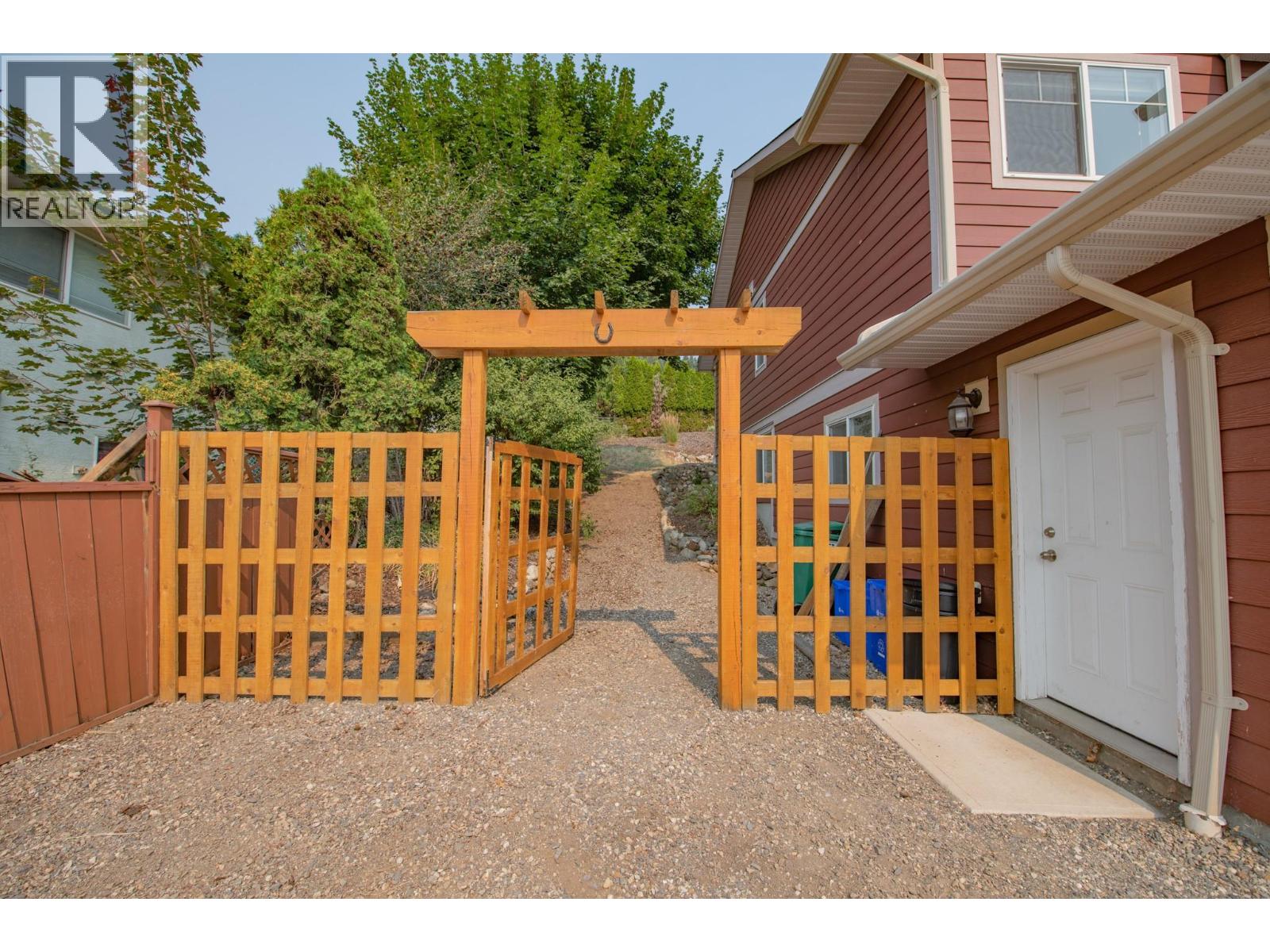 1808 Skyview Crescent, Lumby, British Columbia  V0E 2G0 - Photo 51 - 10396933