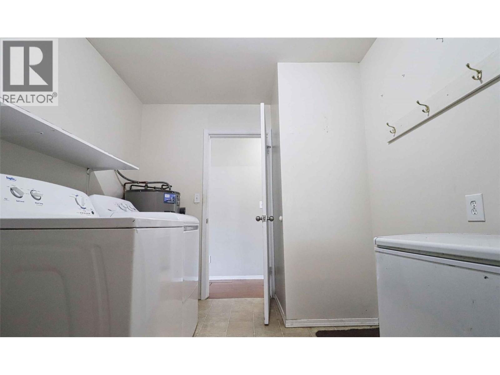 2805 Caen Road, Sorrento, British Columbia  V0E 2W0 - Photo 26 - 10397267