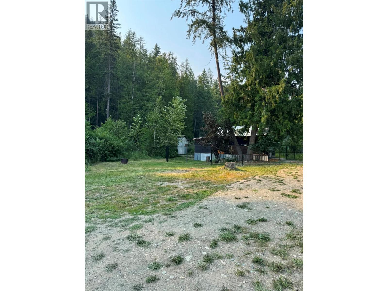 9052 6 Highway, Edgewood, British Columbia  V0G 1J0 - Photo 6 - 10397413