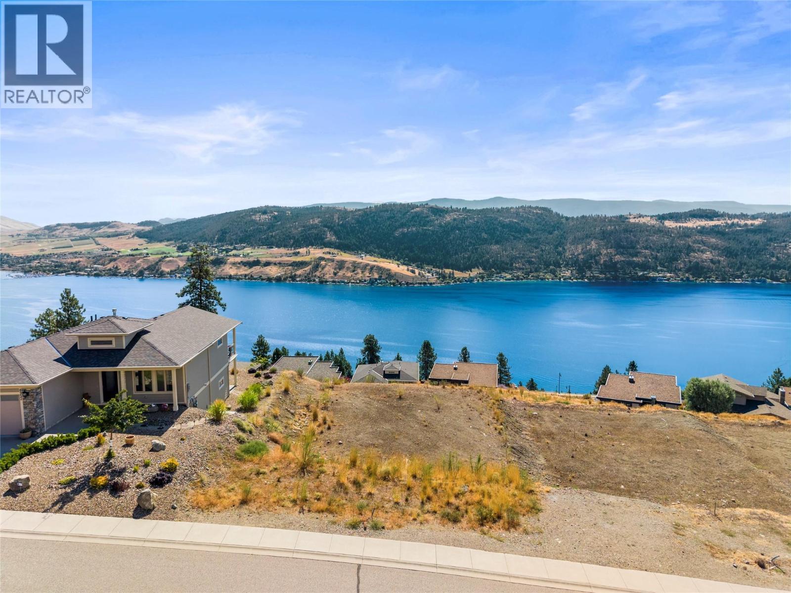 8948 Hampshire Crescent, Vernon, British Columbia  V1H 2K9 - Photo 2 - 10397123
