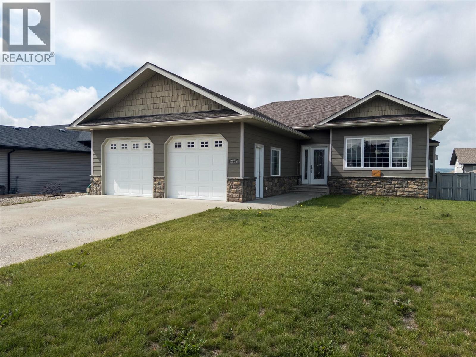 8705 18 Street, Dawson Creek, British Columbia  V1G 0B3 - Photo 1 - 10397466