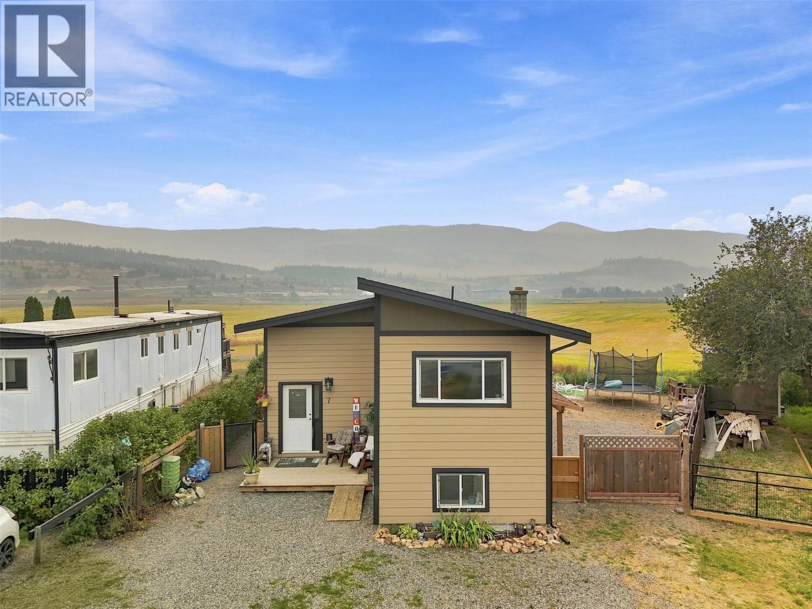 159 Zirnhelt Road Unit# 7, Kamloops, British Columbia  V2H 3B0 - Photo 1 - 10397457