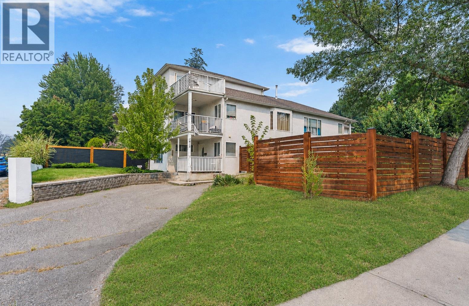 1412 Lawrence Avenue, Kelowna, British Columbia  V1Y 6M8 - Photo 1 - 10397354