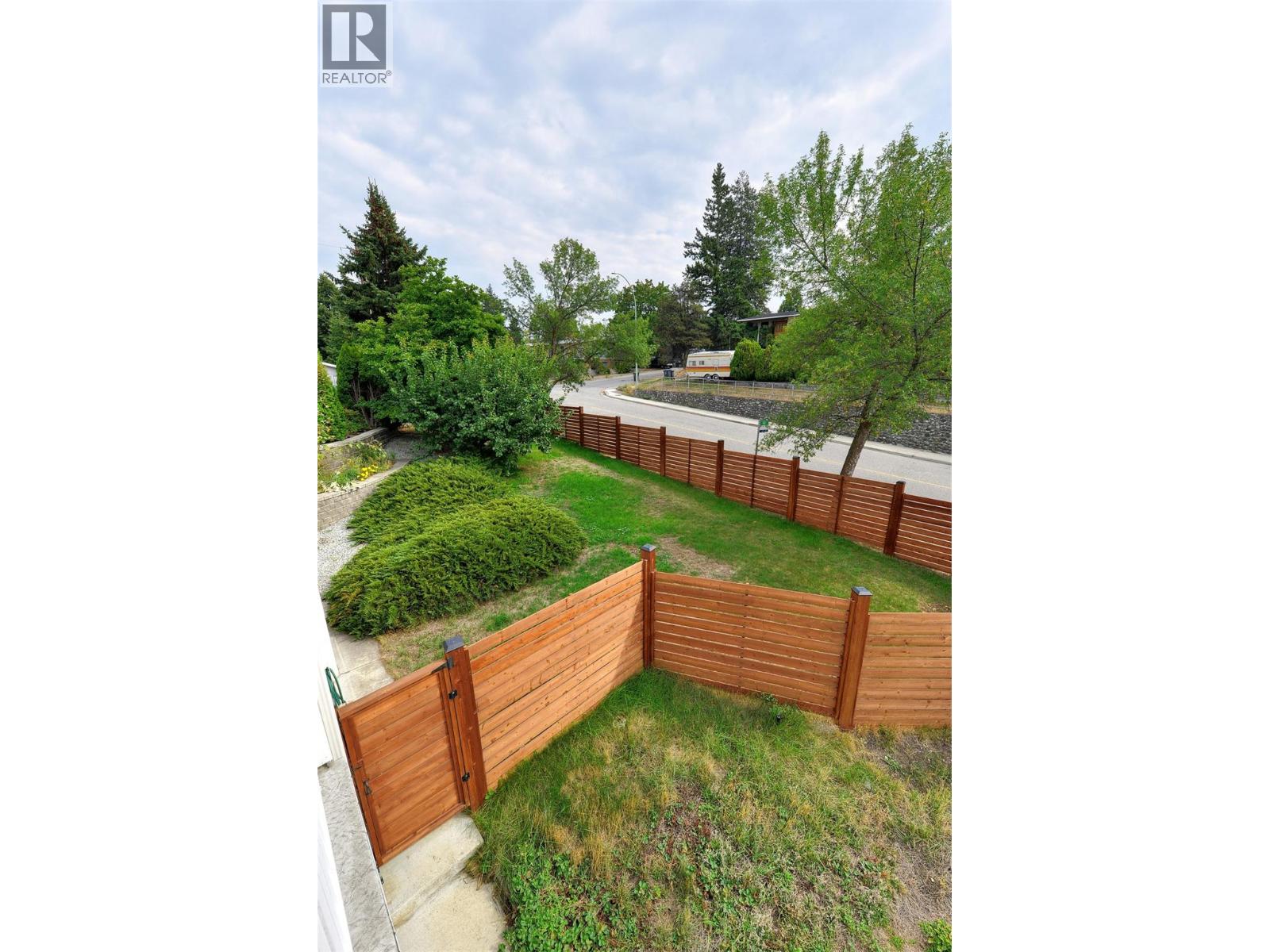 1412 Lawrence Avenue, Kelowna, British Columbia  V1Y 6M8 - Photo 11 - 10397354