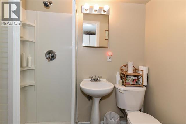 1412 Lawrence Avenue, Kelowna, British Columbia  V1Y 6M8 - Photo 29 - 10397354