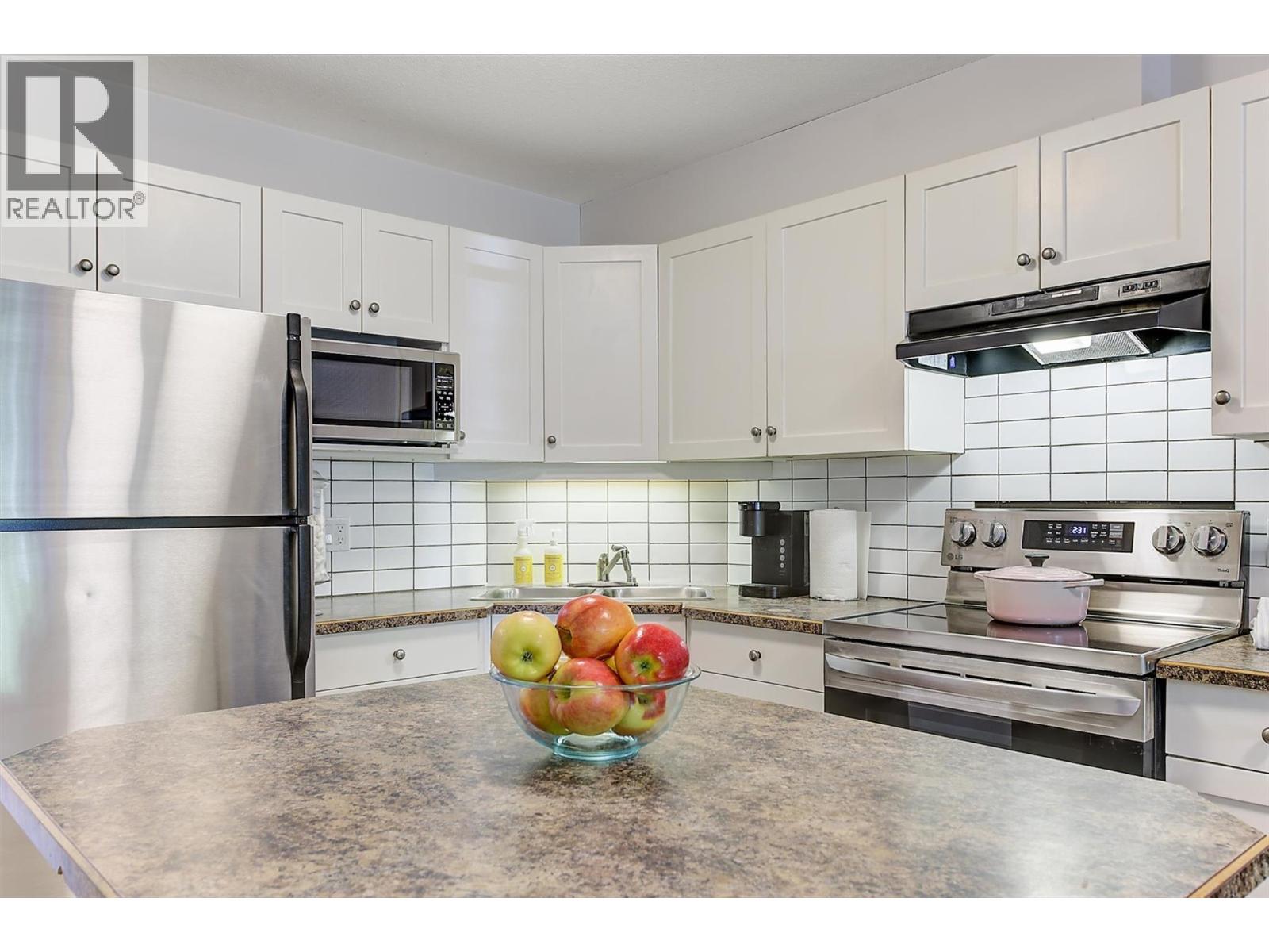 1390 Dilworth Crescent Unit# 113, Kelowna, British Columbia  V1Y 4M5 - Photo 2 - 10397304