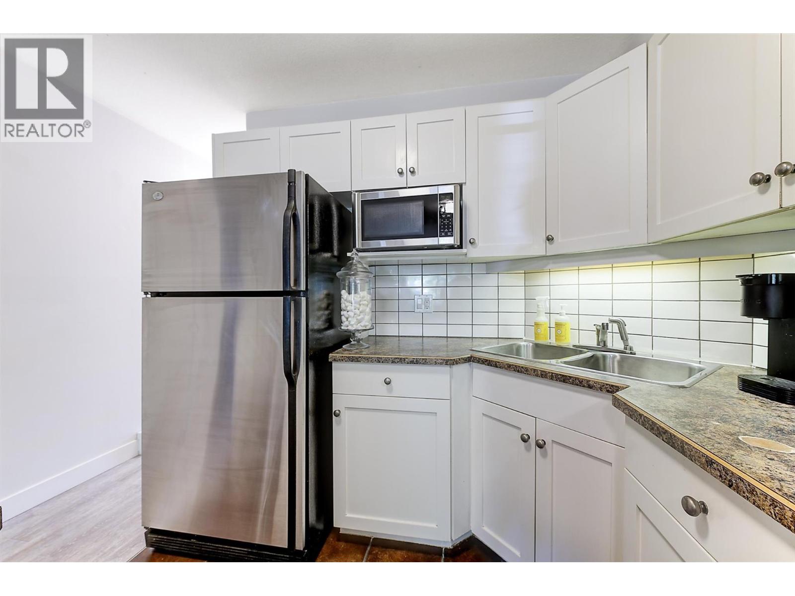 1390 Dilworth Crescent Unit# 113, Kelowna, British Columbia  V1Y 4M5 - Photo 3 - 10397304