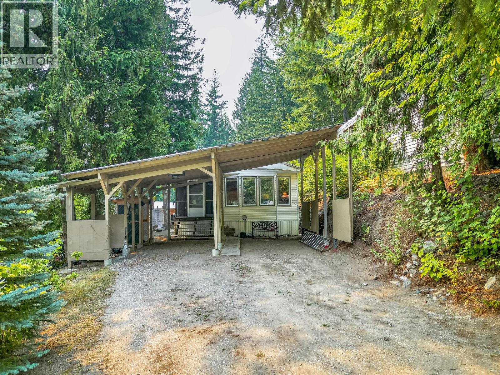 2036 Solsqua-Sicamous Road Unit# 8, Sicamous, British Columbia  V0E 2V4 - Photo 1 - 10397429