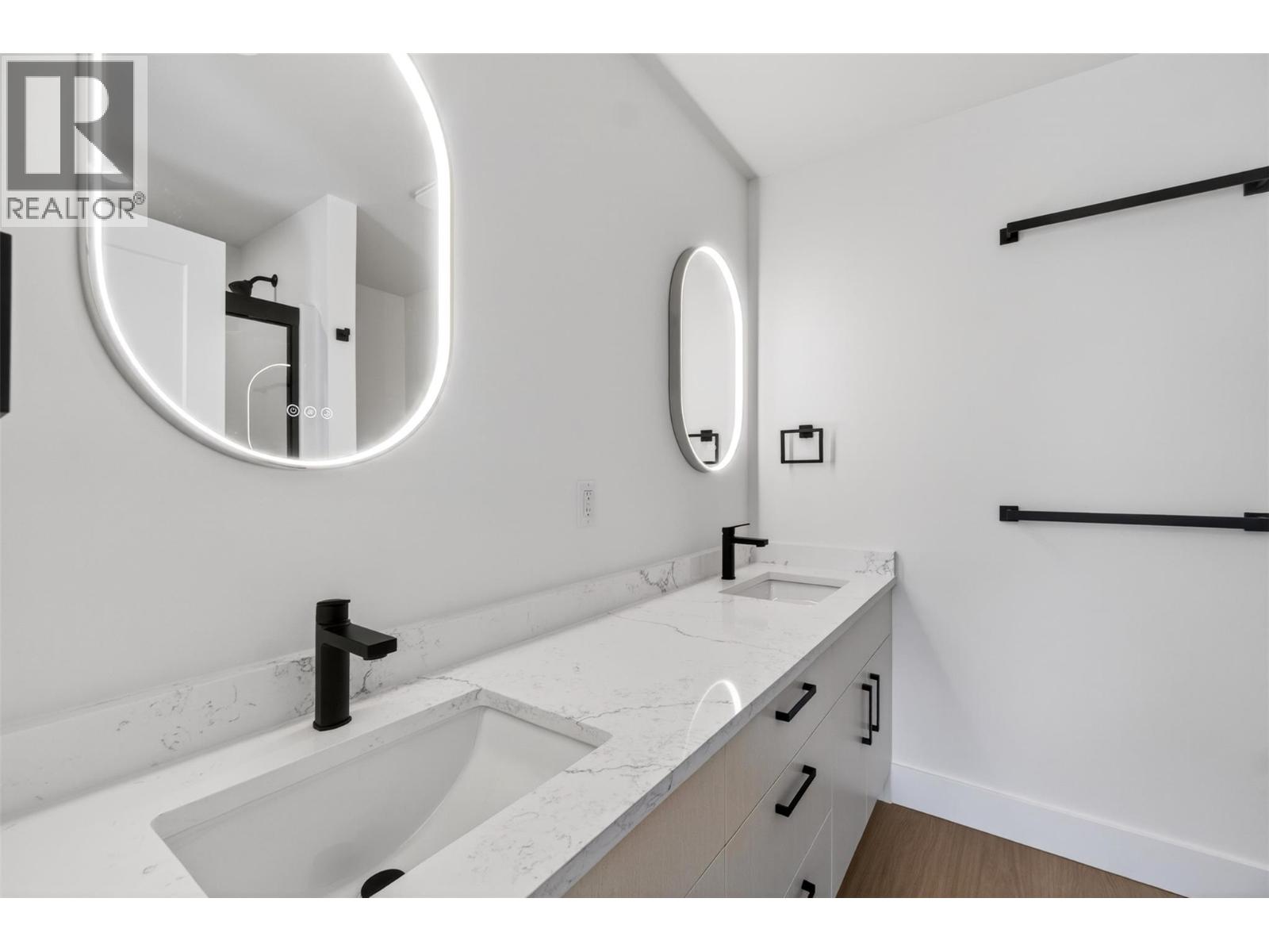 222 Temple Street Unit# 7, Sicamous, British Columbia  V0E 2V0 - Photo 10 - 10397441