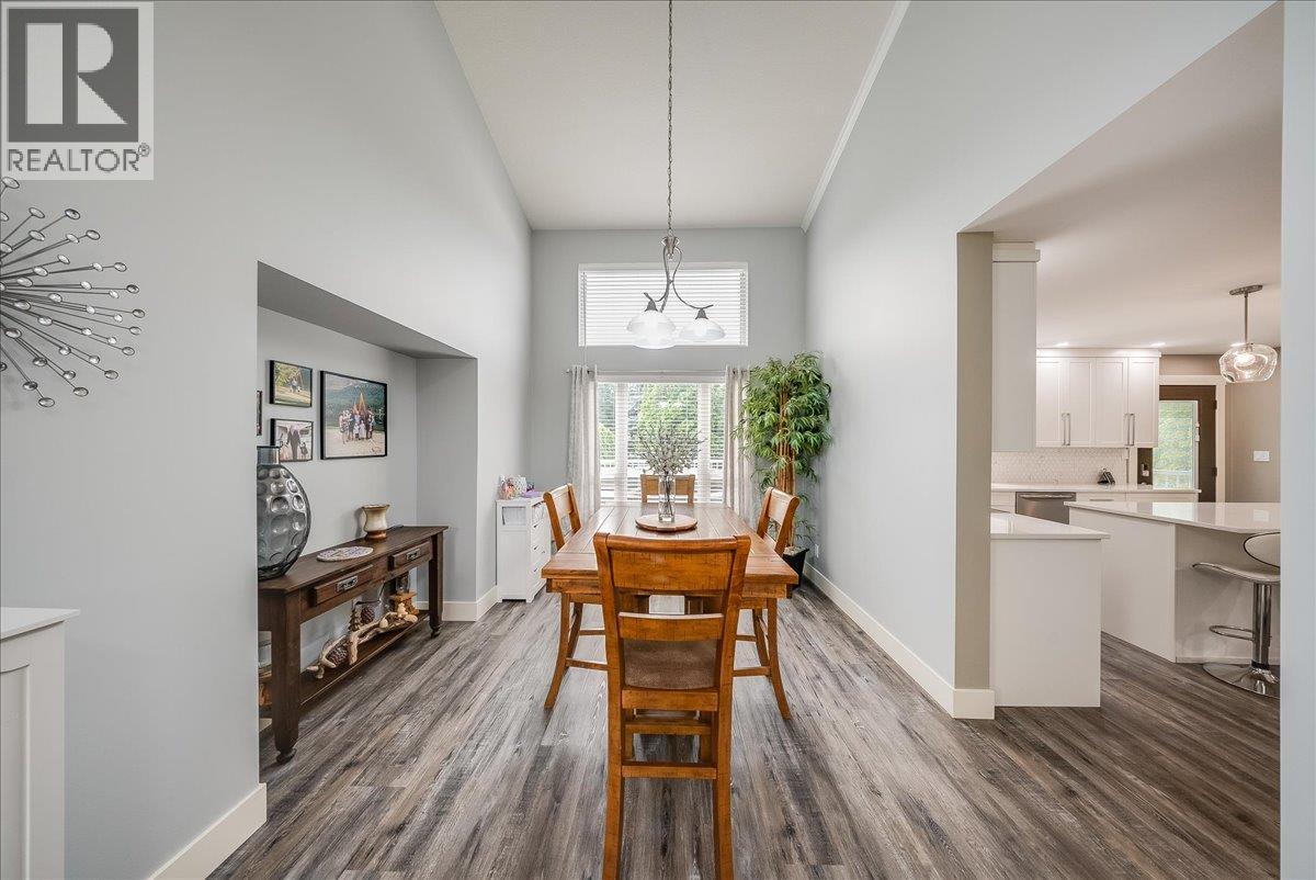 1021 Bridgeview Crescent, Castlegar, British Columbia  V1N 4K9 - Photo 20 - 10397456