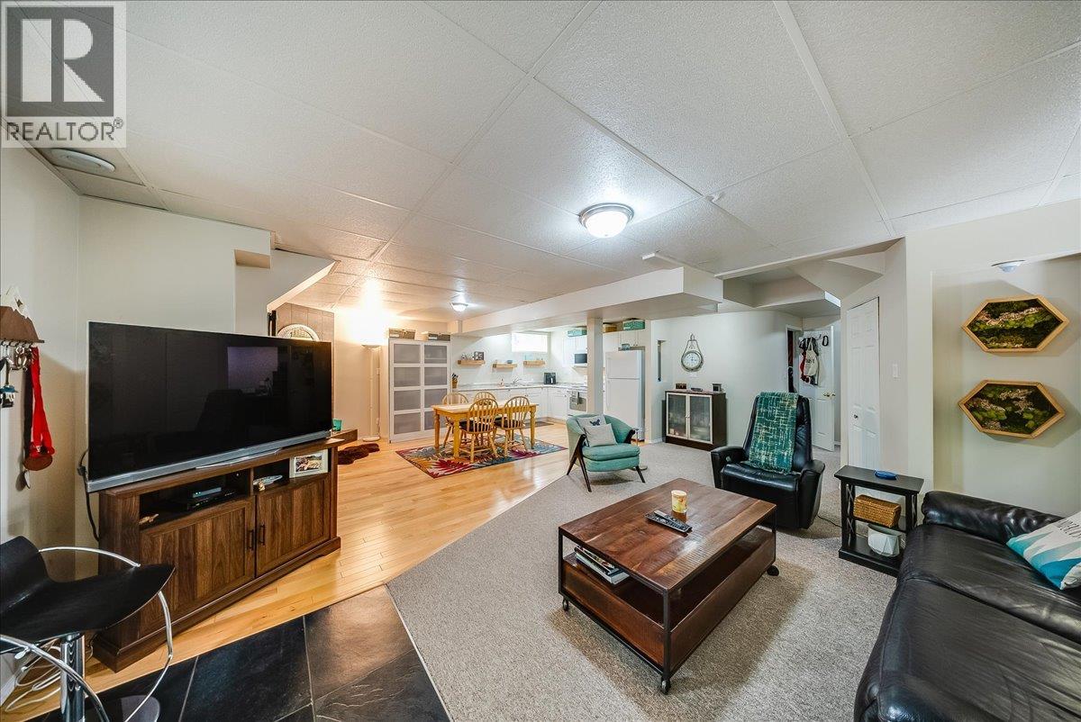 1021 Bridgeview Crescent, Castlegar, British Columbia  V1N 4K9 - Photo 34 - 10397456