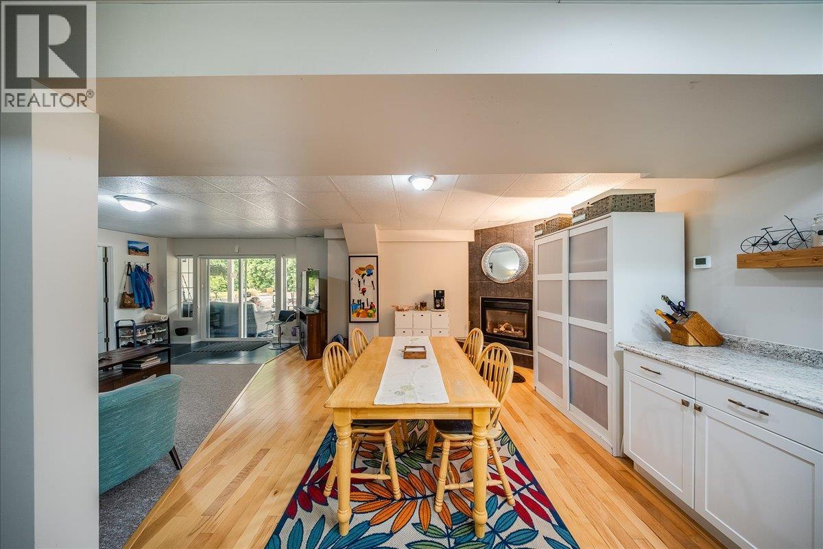 1021 Bridgeview Crescent, Castlegar, British Columbia  V1N 4K9 - Photo 40 - 10397456