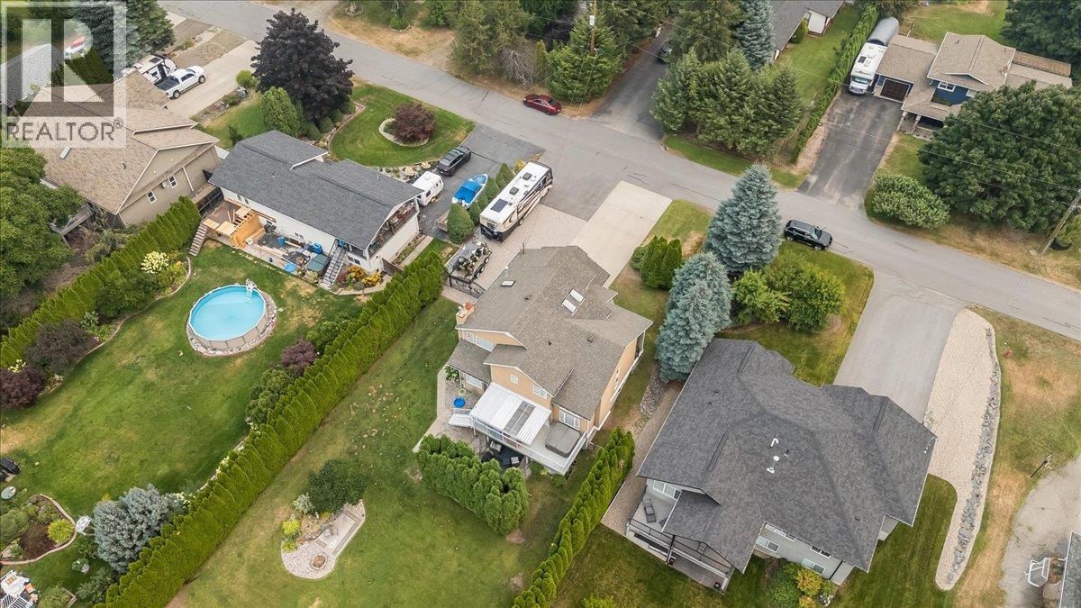 1021 Bridgeview Crescent, Castlegar, British Columbia  V1N 4K9 - Photo 63 - 10397456