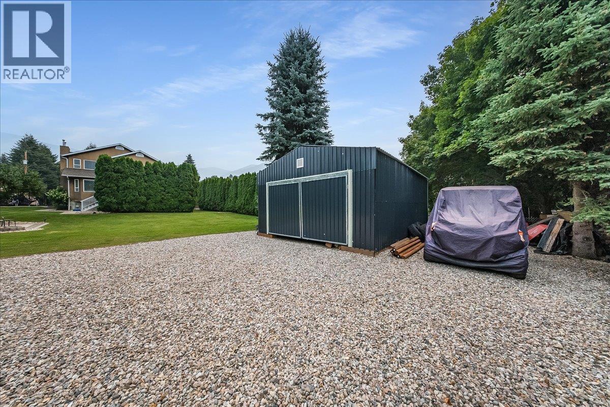 1021 Bridgeview Crescent, Castlegar, British Columbia  V1N 4K9 - Photo 77 - 10397456