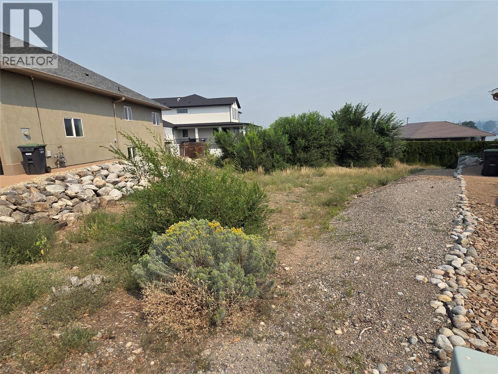 6951 Cabernet Place, Oliver, British Columbia  V0H 1T4 - Photo 10 - 10397334