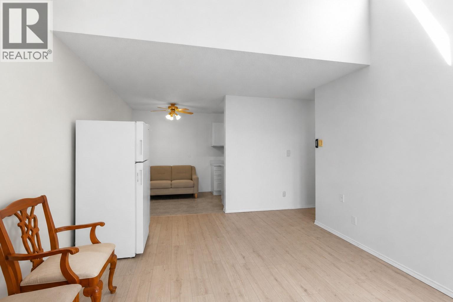 1056 Bernard Avenue Unit# 307, Kelowna, British Columbia  V1Y 8L7 - Photo 7 - 10396322
