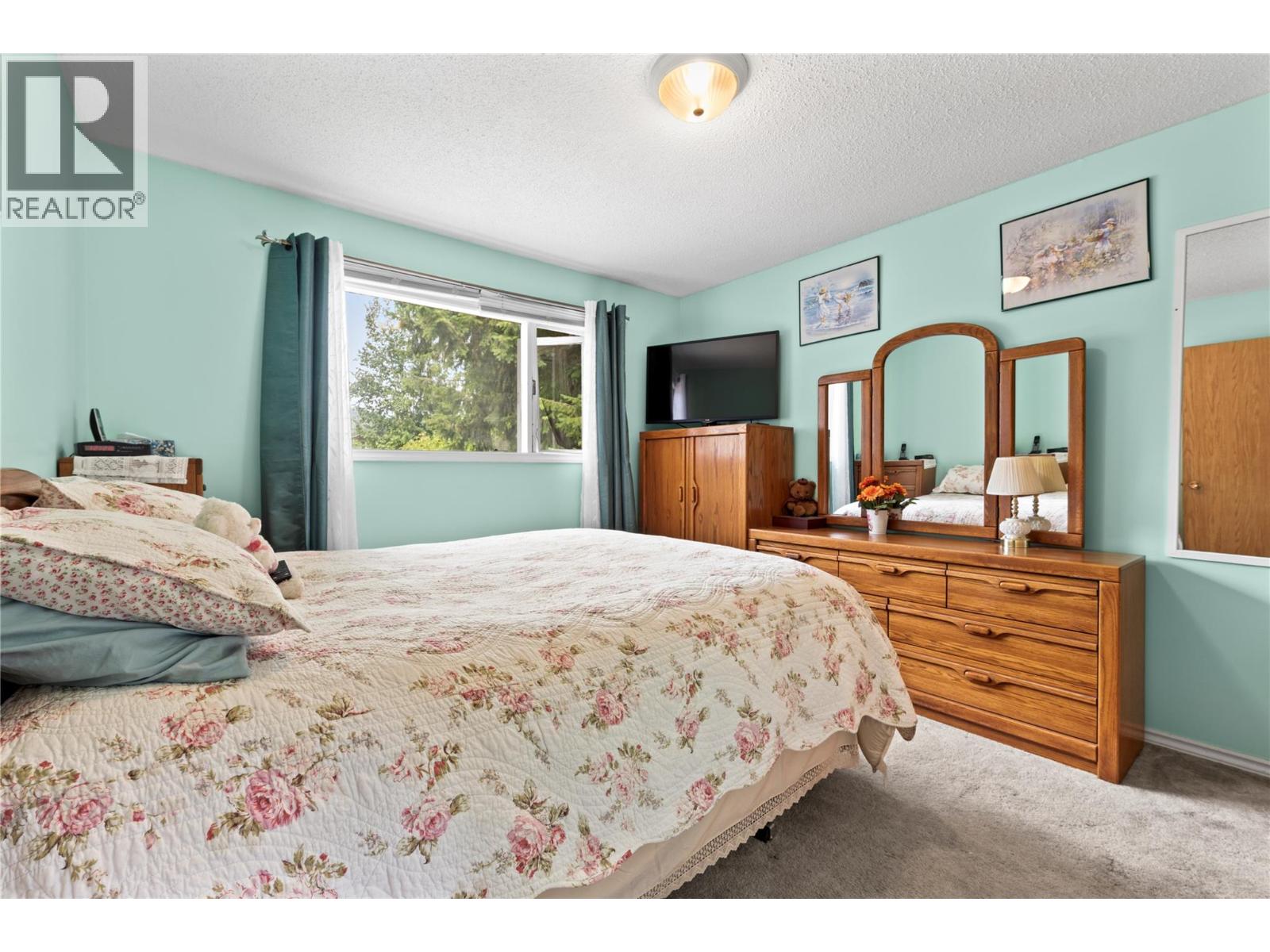 410 Oak Avenue, Sicamous, British Columbia  V0E 2V1 - Photo 12 - 10395193