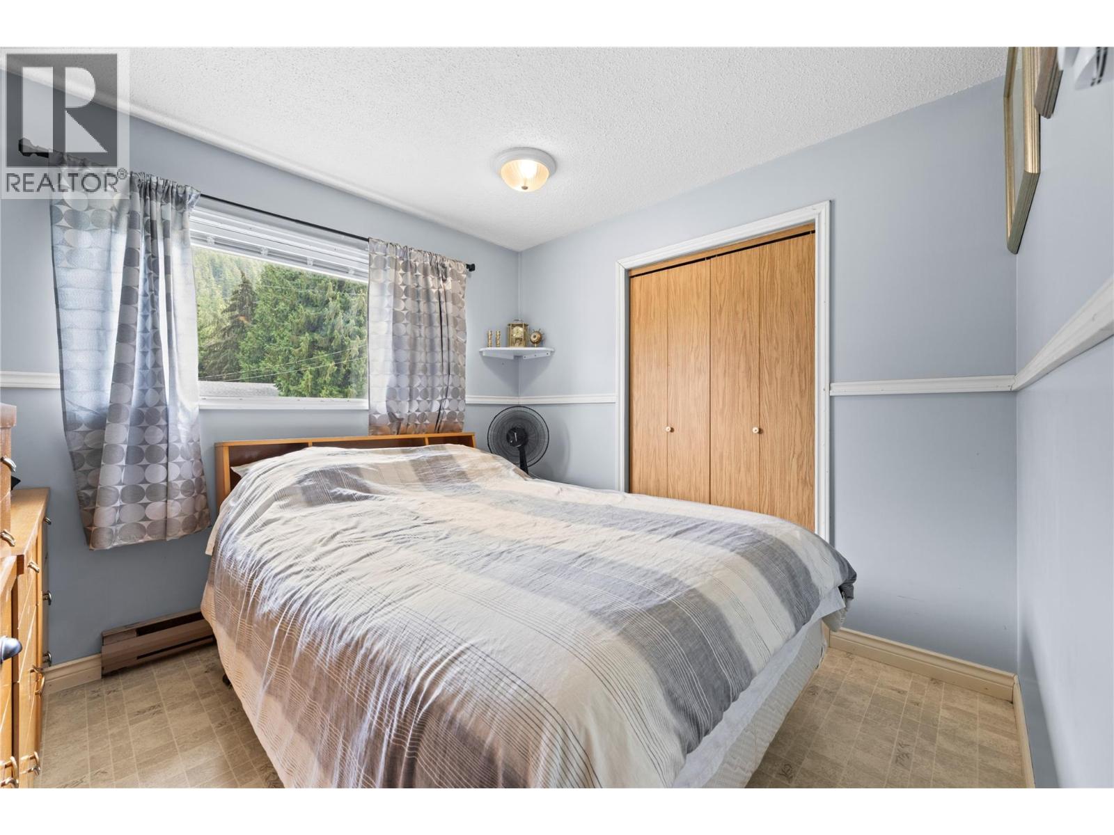 410 Oak Avenue, Sicamous, British Columbia  V0E 2V1 - Photo 13 - 10395193
