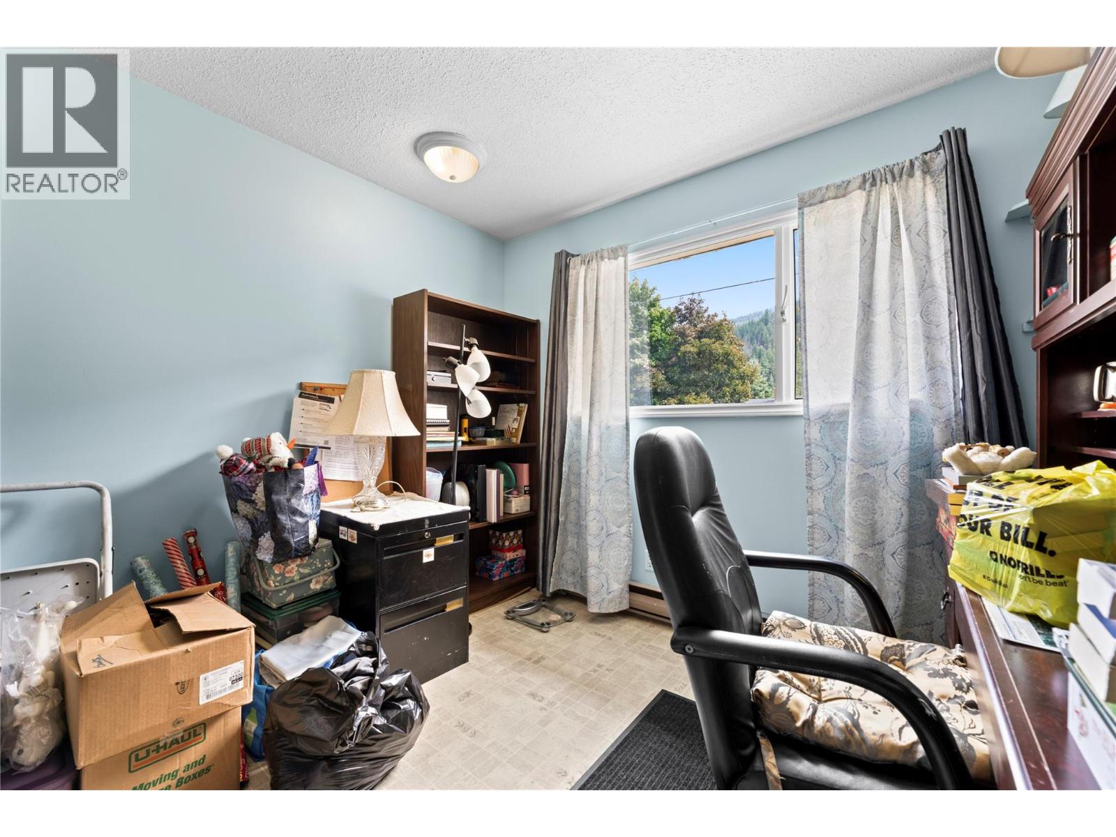 410 Oak Avenue, Sicamous, British Columbia  V0E 2V1 - Photo 14 - 10395193