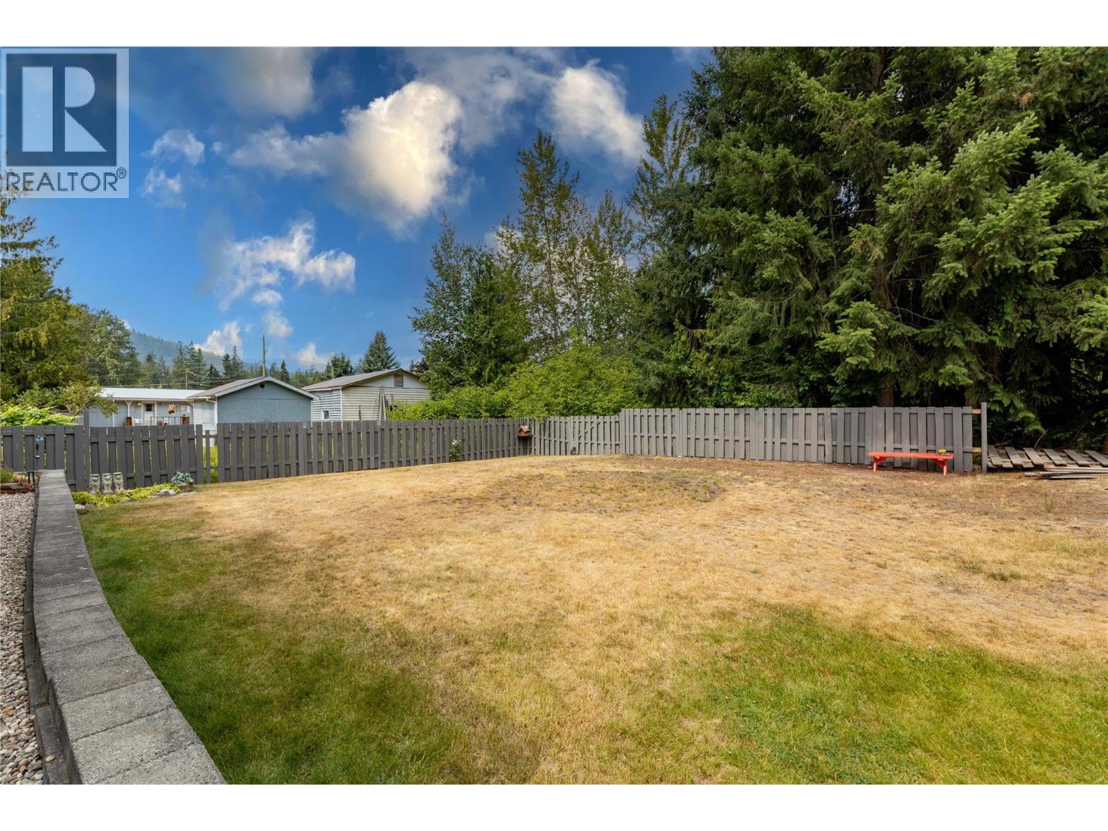 410 Oak Avenue, Sicamous, British Columbia  V0E 2V1 - Photo 26 - 10395193