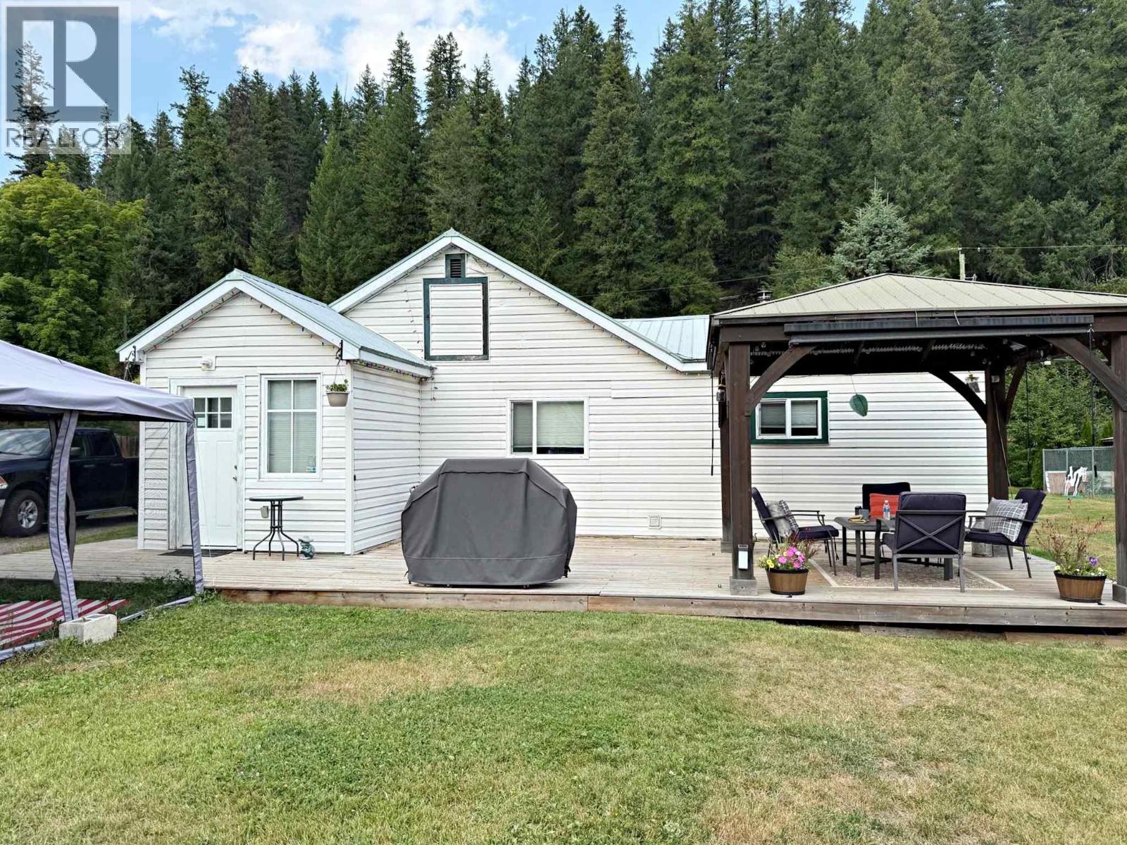 620 Clearwater Village Road, Clearwater, British Columbia  V0E 1N1 - Photo 4 - 10397472