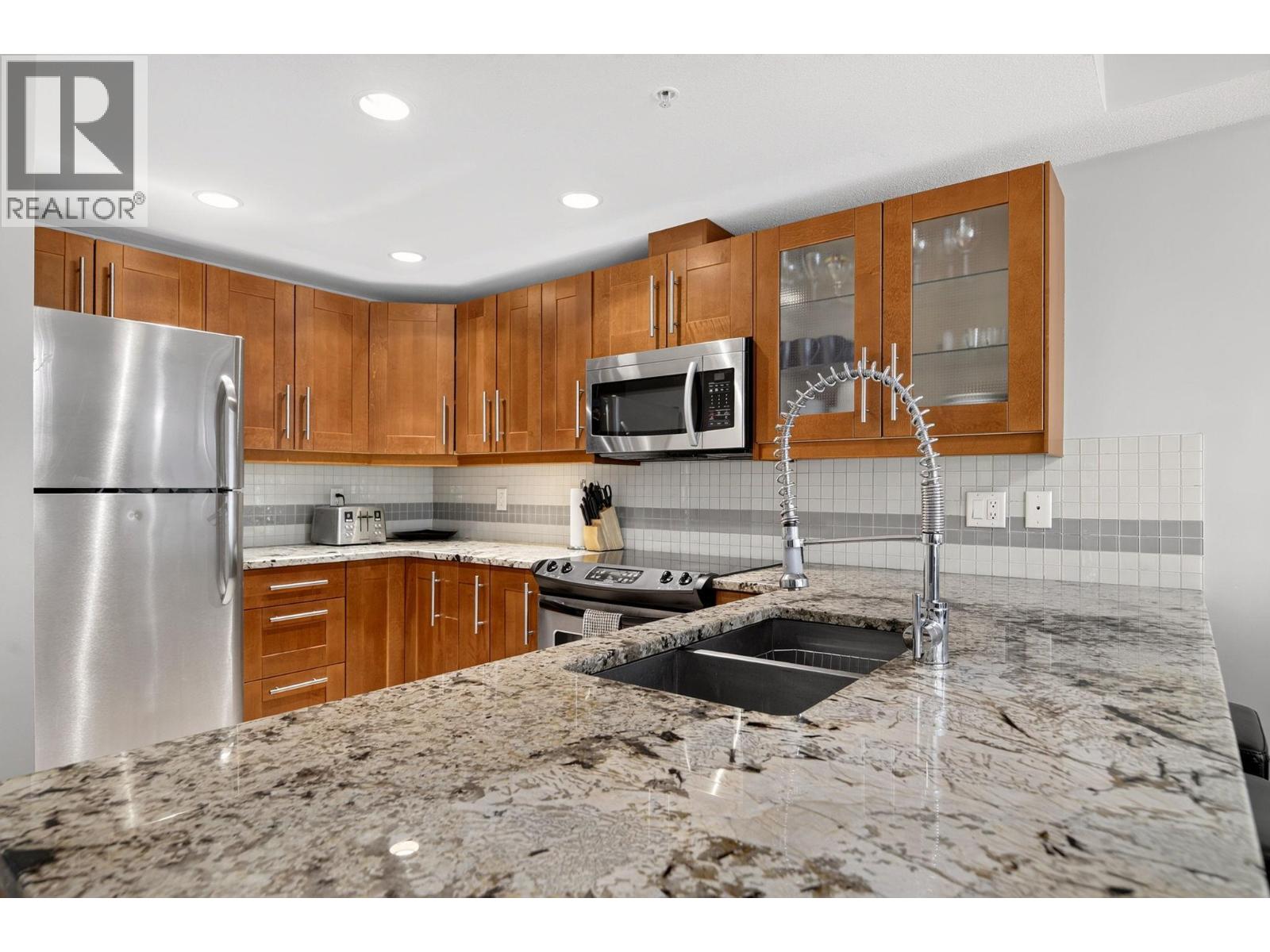 5030 Snowbird Way Unit# 310, Big White, British Columbia  V1P 1P3 - Photo 6 - 10397442