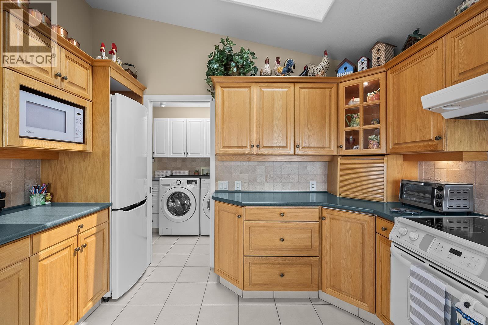3388 Ridge Boulevard, West Kelowna, British Columbia  V4Y 2V6 - Photo 19 - 10396993