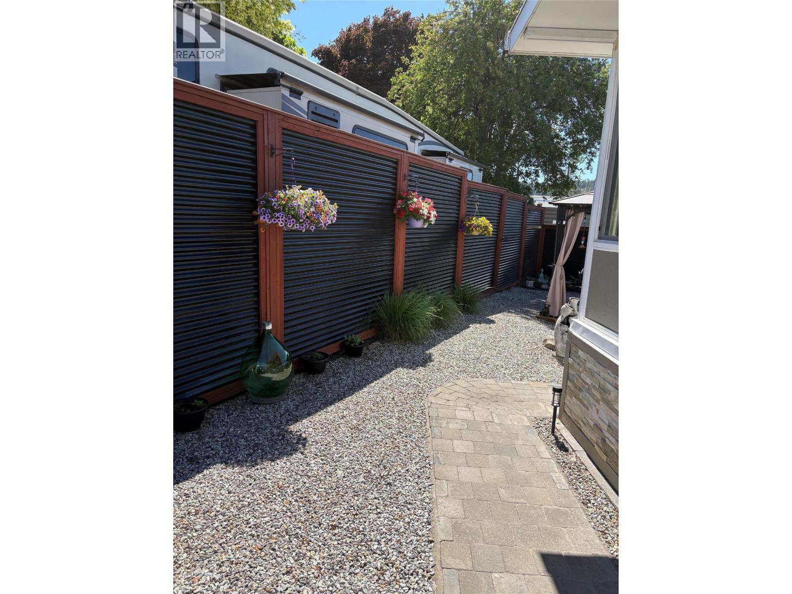 415 Commonwealth Road Unit# 35 Lot# 35, Kelowna, British Columbia  V4V 1P4 - Photo 2 - 10397502