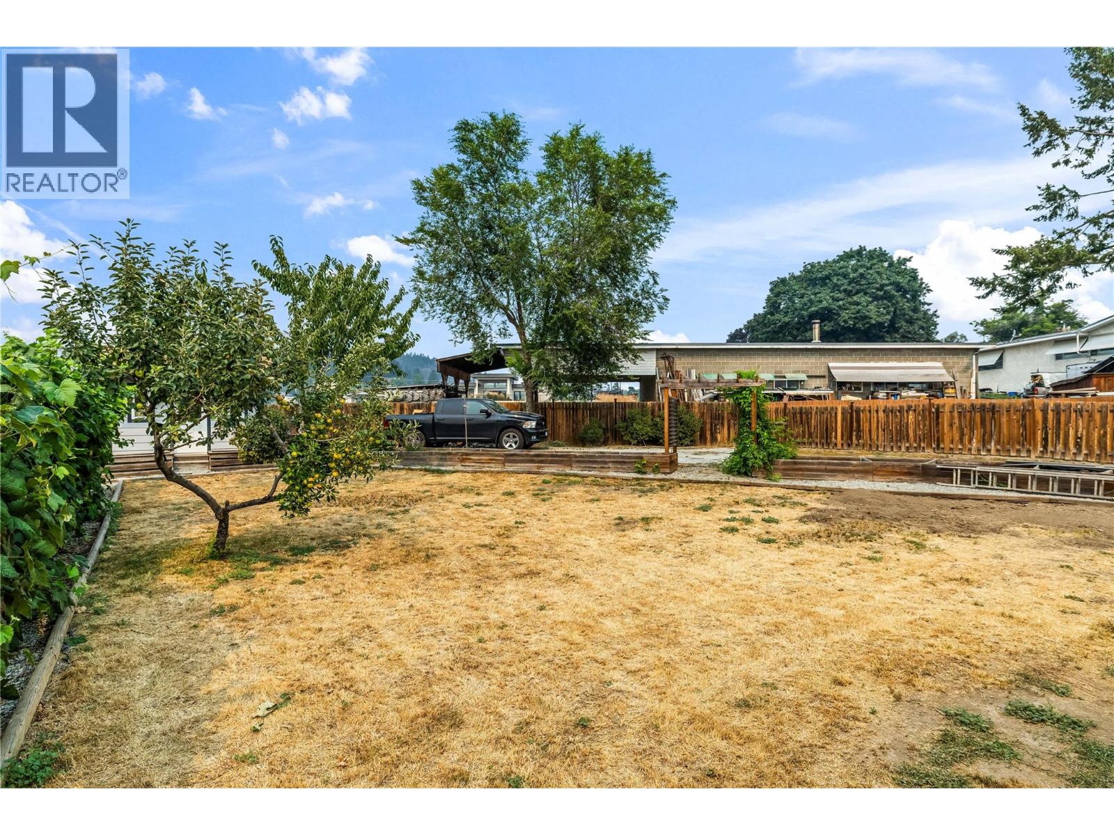 292 Valley Road N, Kelowna, British Columbia  V1V 2G1 - Photo 15 - 10397247