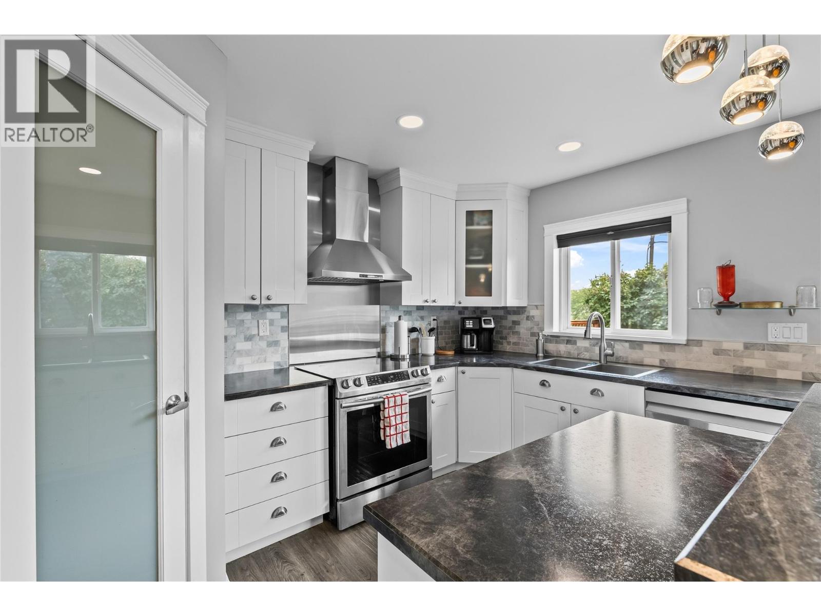 292 Valley Road N, Kelowna, British Columbia  V1V 2G1 - Photo 21 - 10397247