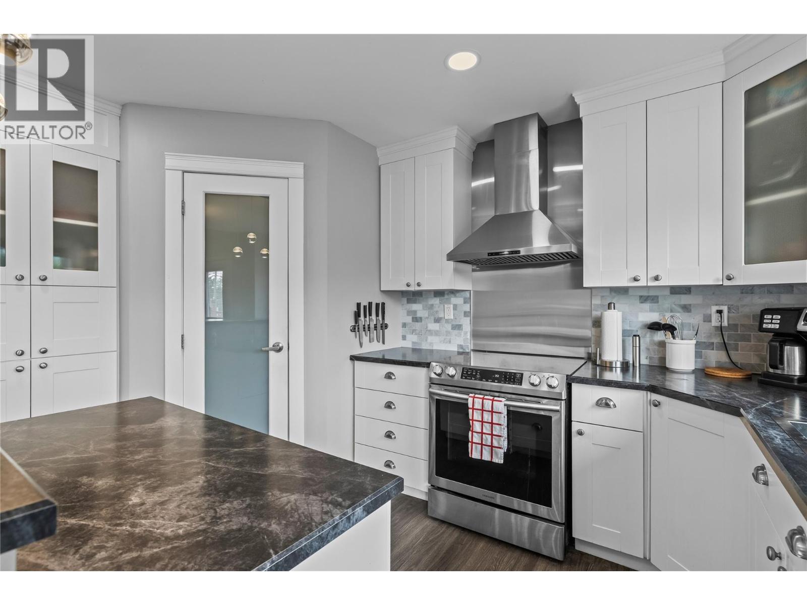 292 Valley Road N, Kelowna, British Columbia  V1V 2G1 - Photo 22 - 10397247