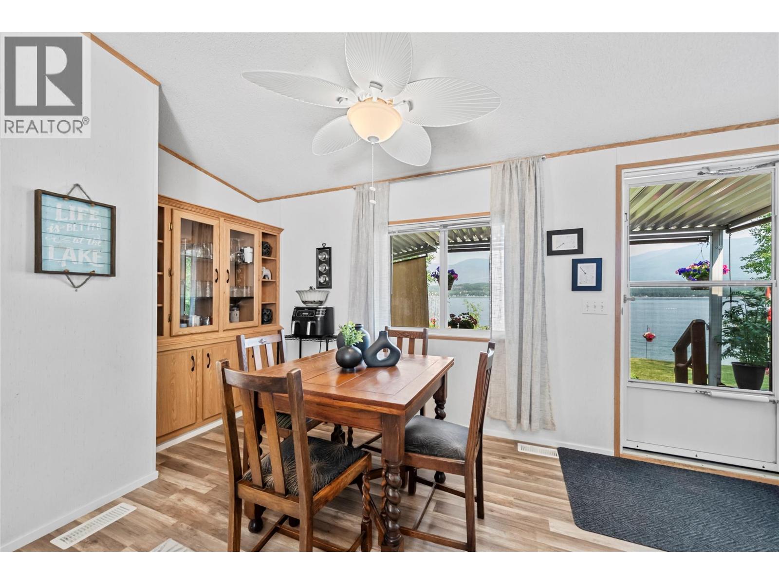 3565 Eagle Bay Road, Eagle Bay, British Columbia  V0E 1T0 - Photo 18 - 10396011