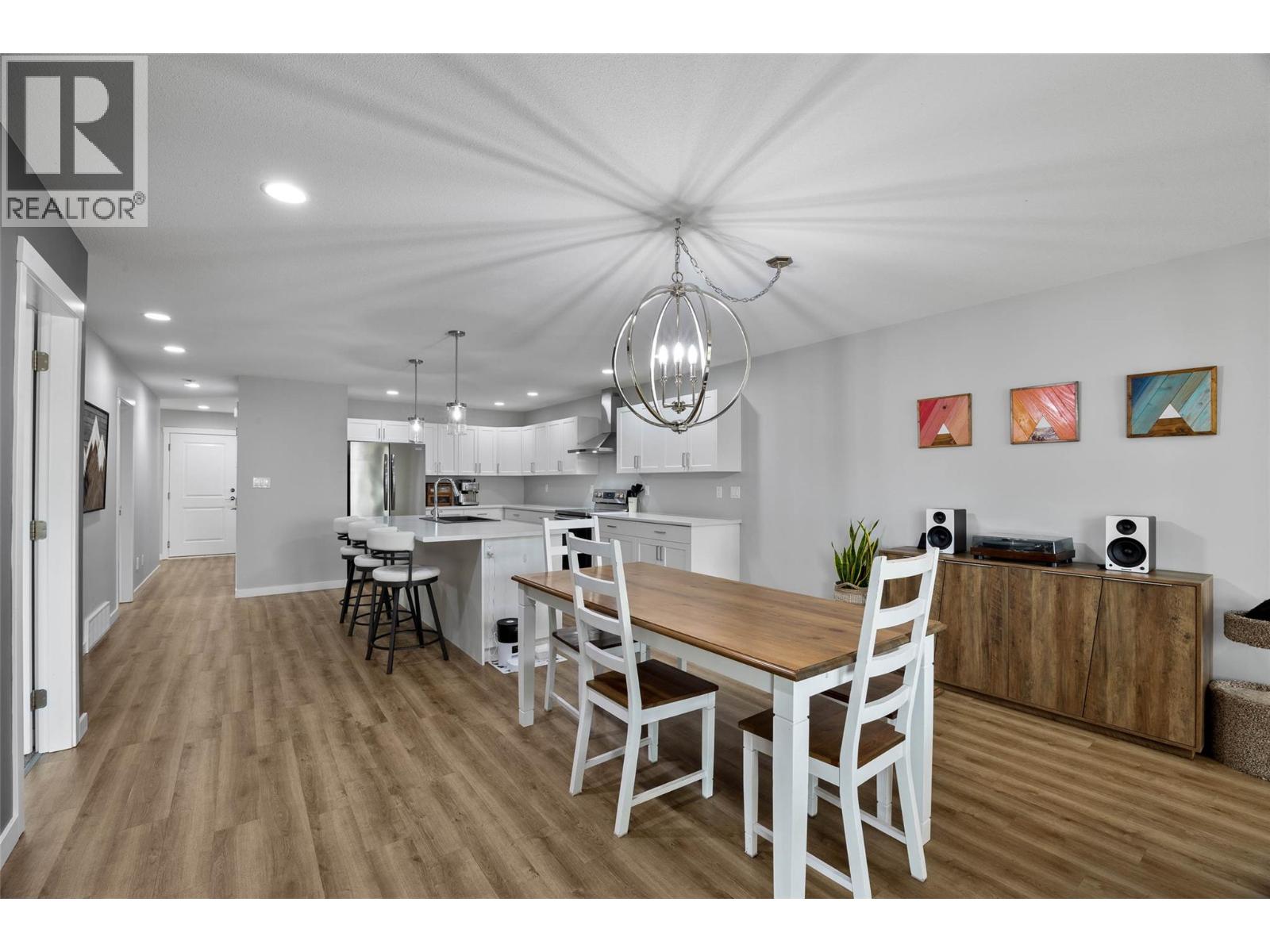 668 Lyne Road, Kamloops, British Columbia  V2B 6N7 - Photo 5 - 10397333