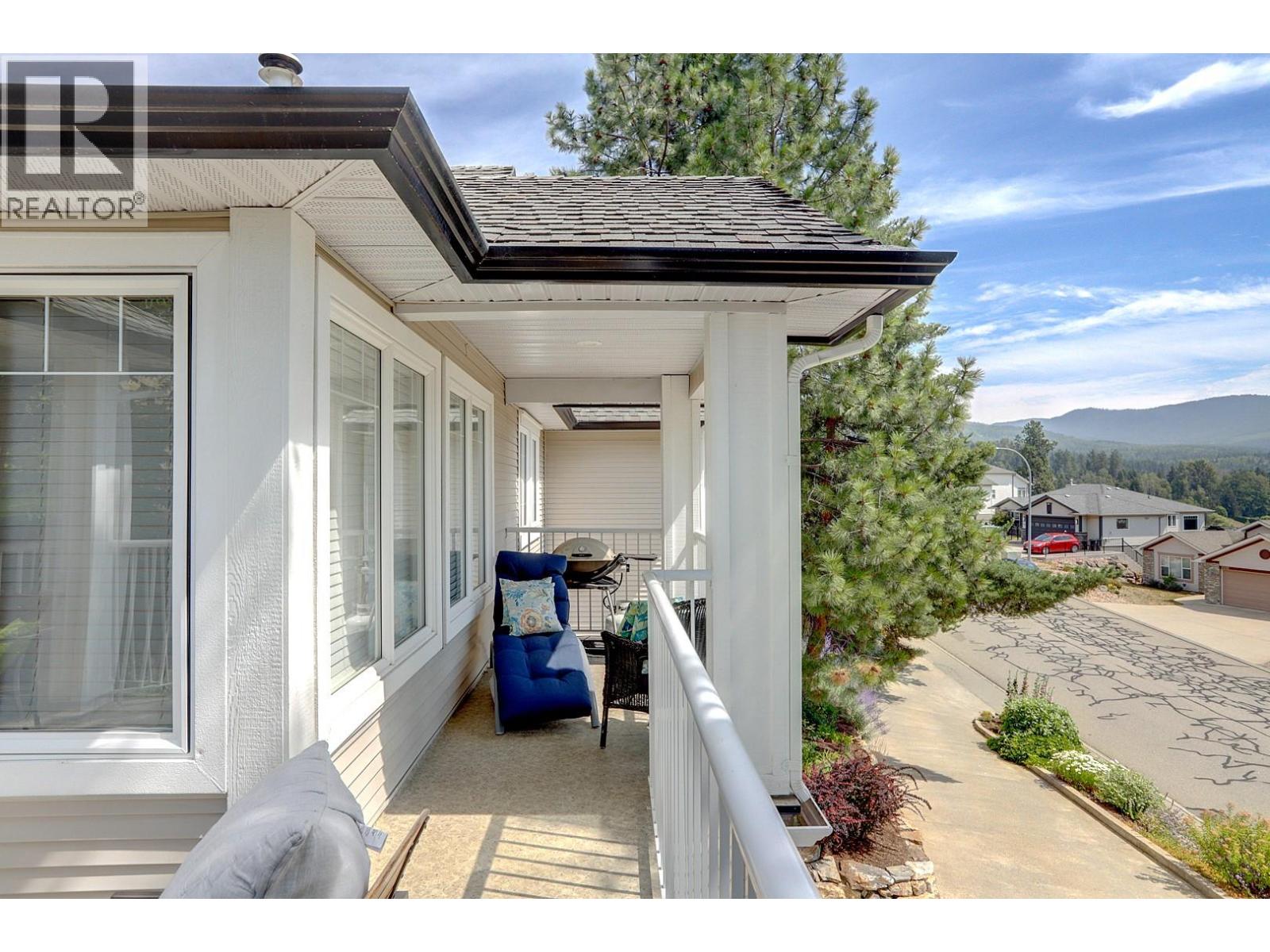 7069 Nakiska Drive, Vernon, British Columbia  V1B 3M5 - Photo 47 - 10396662