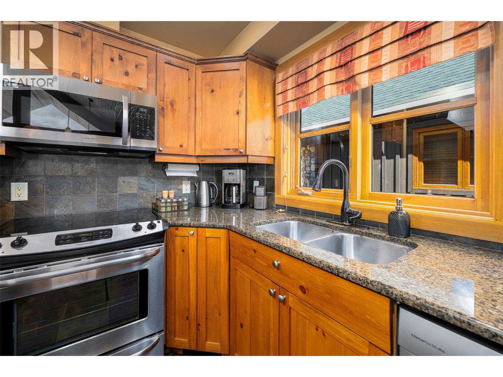 360 Whitehorse Lane Unit# 16, Big White, British Columbia  V1P 1P3 - Photo 13 - 10397482