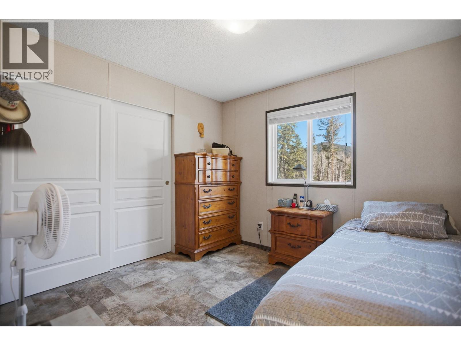 2263 Ojibway Road, Kamloops, British Columbia  V2H 1P1 - Photo 16 - 10397537