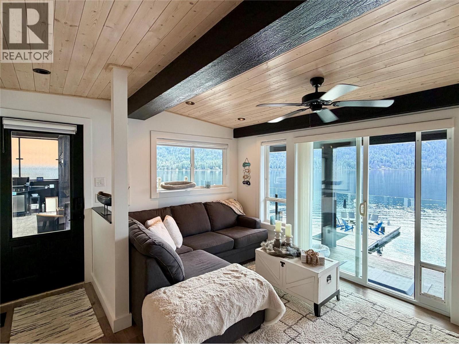 3127 East Lake Drive, Christina Lake, British Columbia  V0H 1E1 - Photo 14 - 10397369