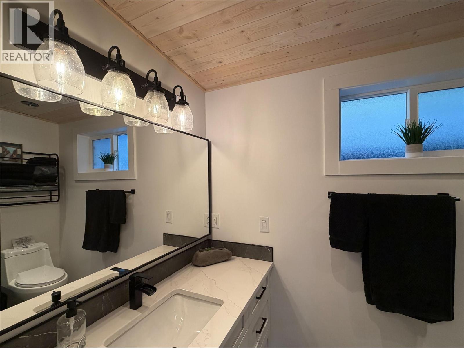 3127 East Lake Drive, Christina Lake, British Columbia  V0H 1E1 - Photo 22 - 10397369