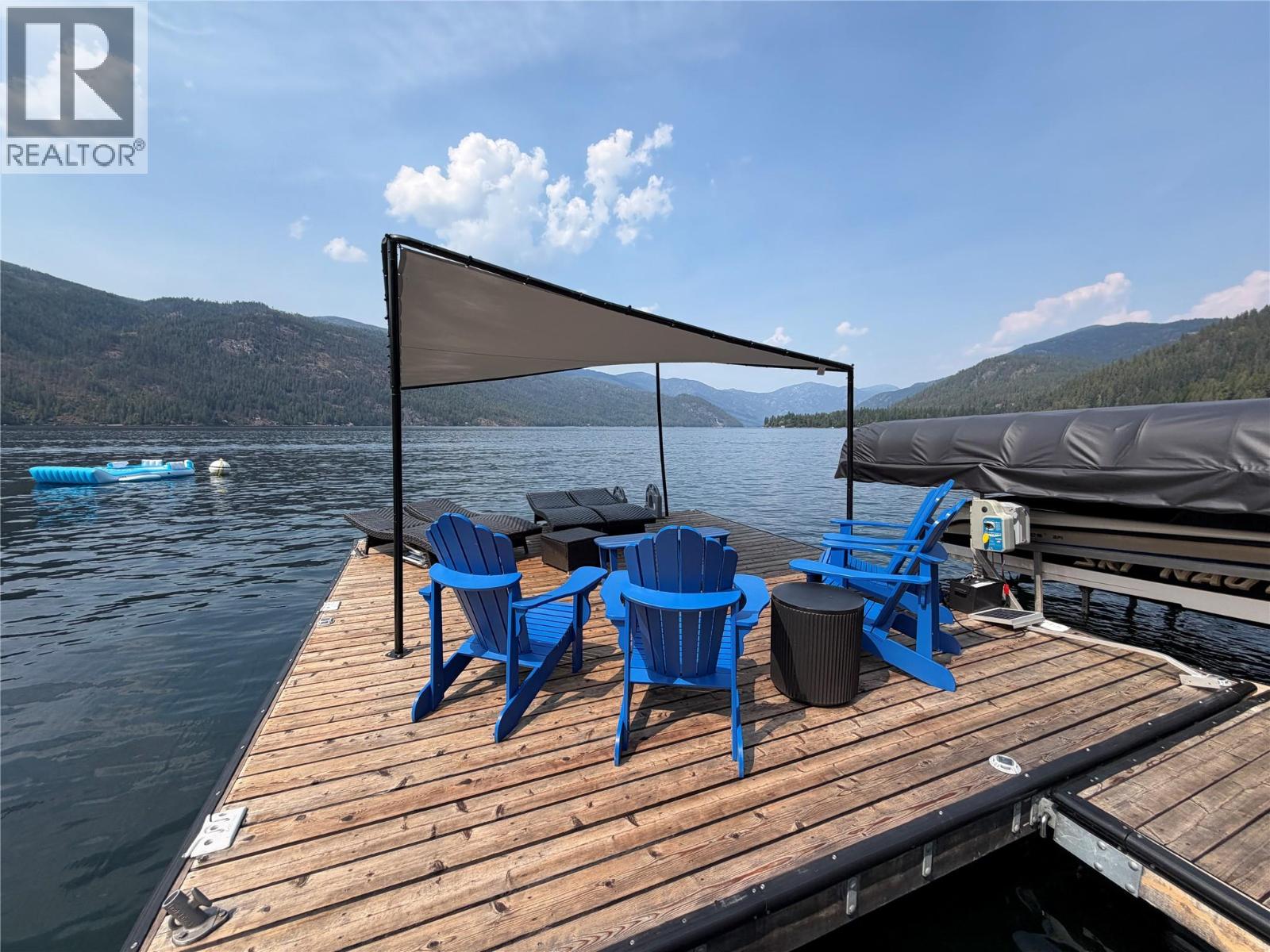 3127 East Lake Drive, Christina Lake, British Columbia  V0H 1E1 - Photo 3 - 10397369