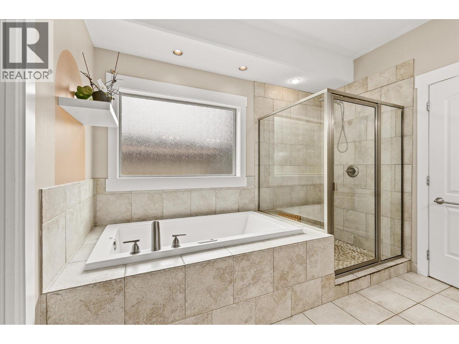 5027 France Court, Kelowna, British Columbia  V1W 4M4 - Photo 30 - 10397426