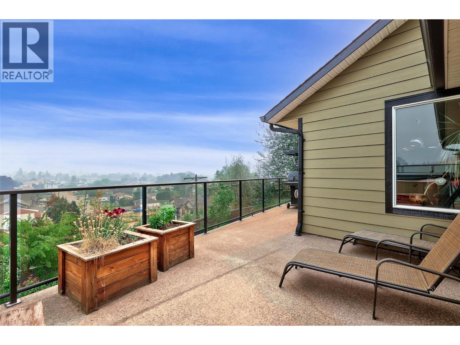 895a Georgeann Road, Kamloops, British Columbia  V2B 6H9 - Photo 14 - 10397392