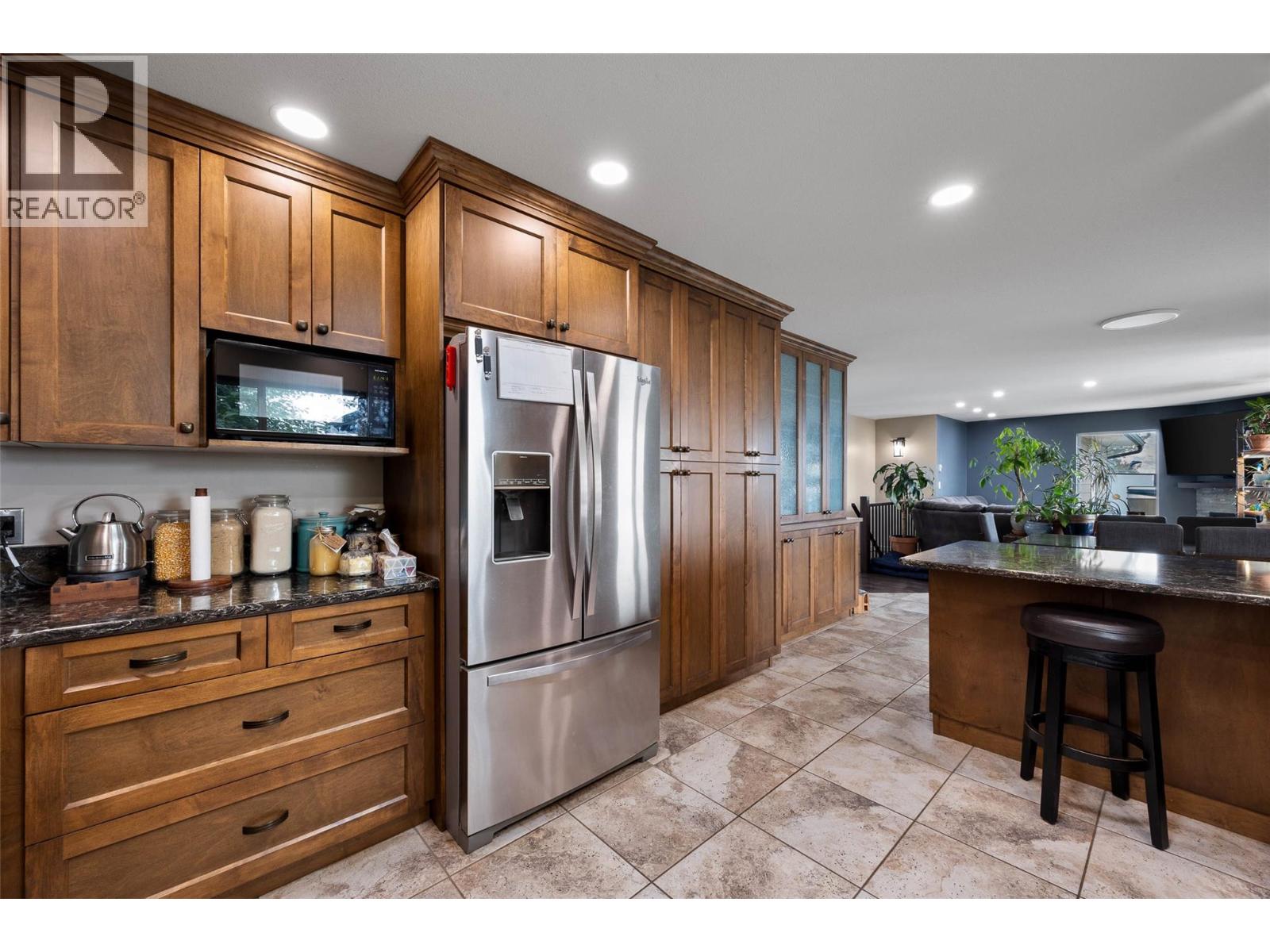 895a Georgeann Road, Kamloops, British Columbia  V2B 6H9 - Photo 18 - 10397392