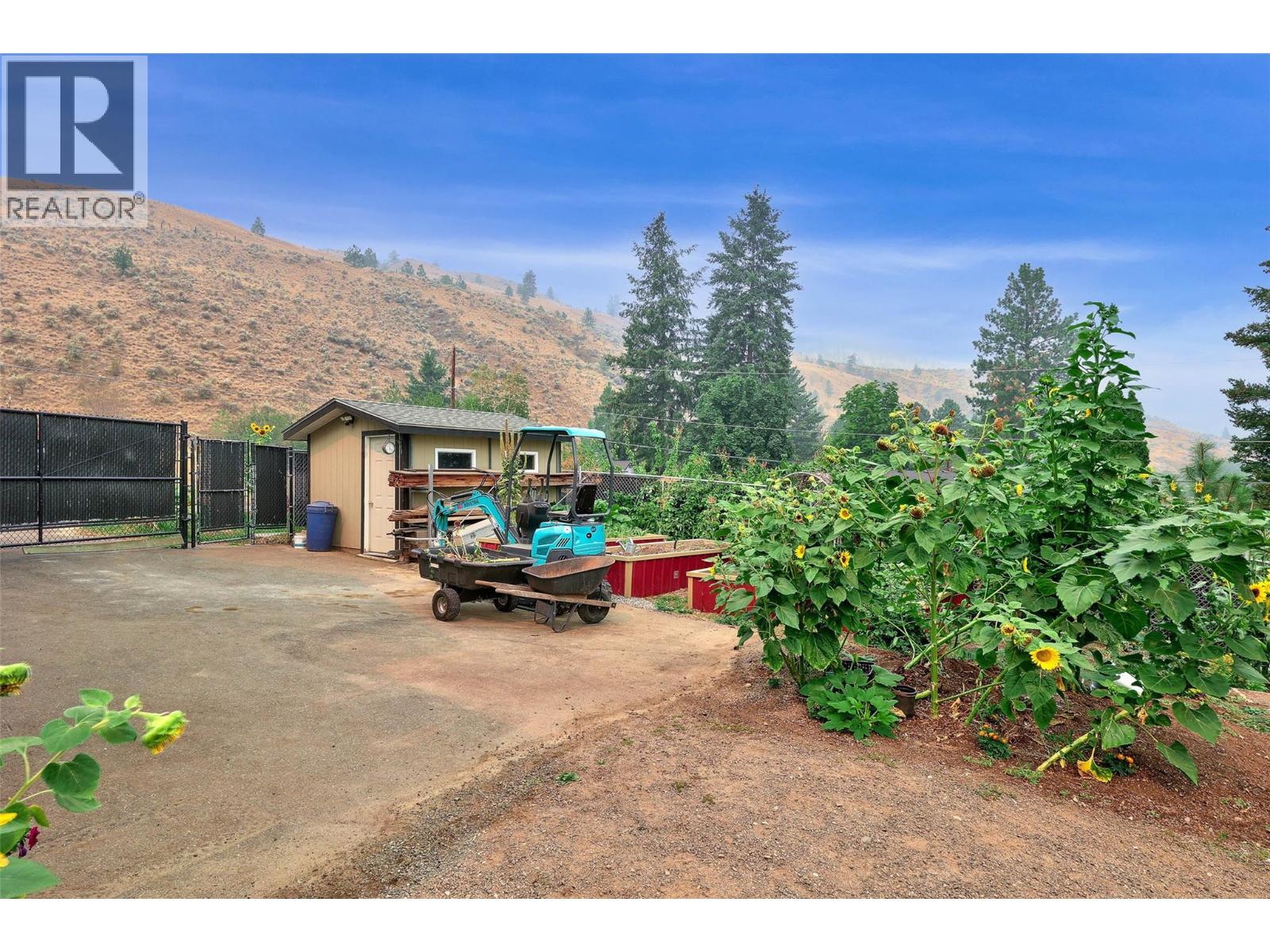 895a Georgeann Road, Kamloops, British Columbia  V2B 6H9 - Photo 46 - 10397392
