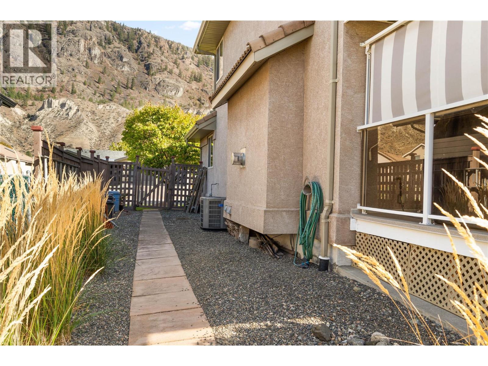 3689 Navatanee Drive, Kamloops, British Columbia  V2H 1S1 - Photo 29 - 10397079