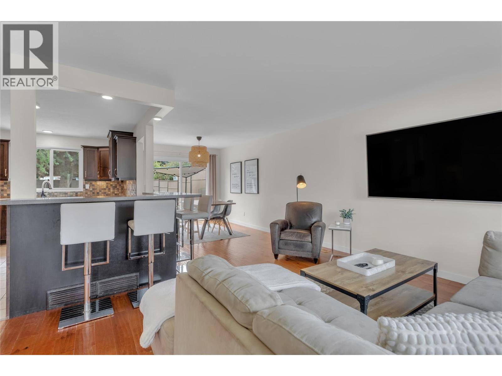 741 Turner Road, Kelowna, British Columbia  V1W 2L1 - Photo 11 - 10397485