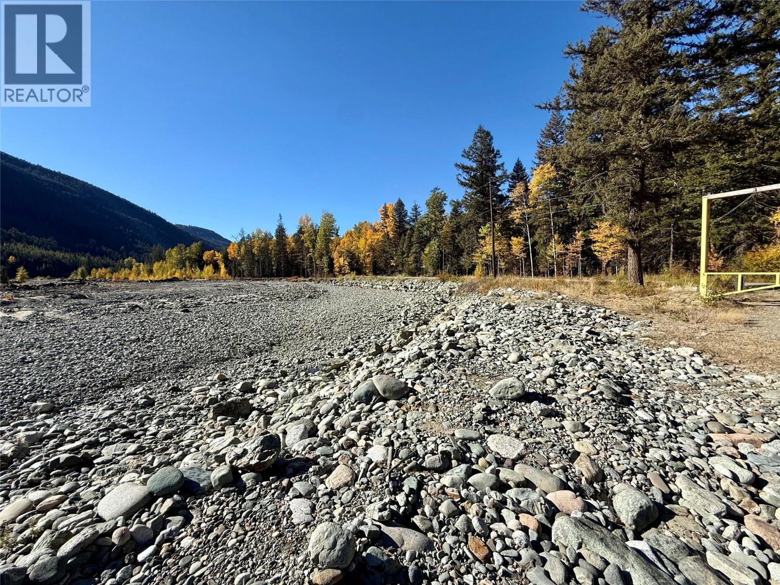 377 Tulameen River Road, Tulameen, British Columbia  V0X 1W0 - Photo 3 - 10397338