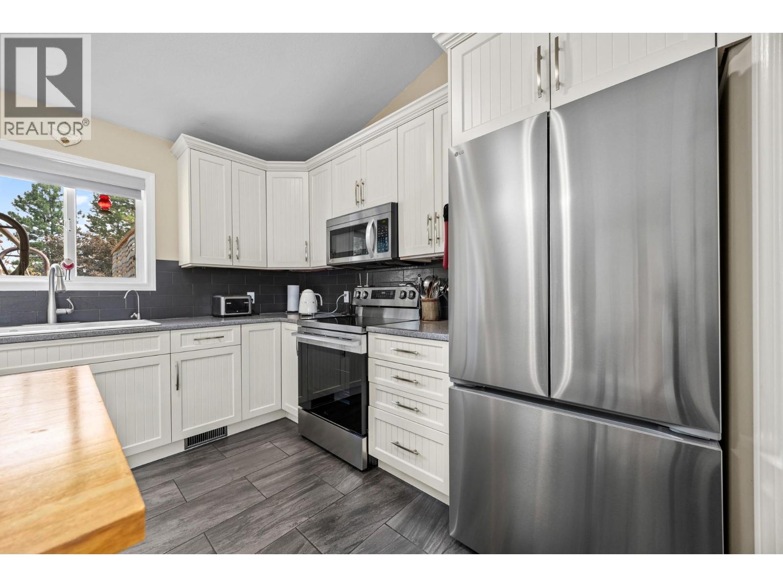 2735 Northview Place, Lake Country, British Columbia  V4V 1R1 - Photo 14 - 10397525